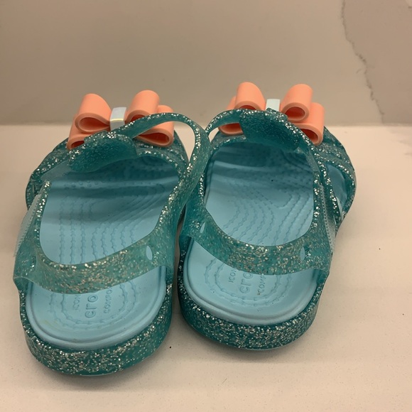 New Crocs Sandals sz 5 - Picture 3 of 6